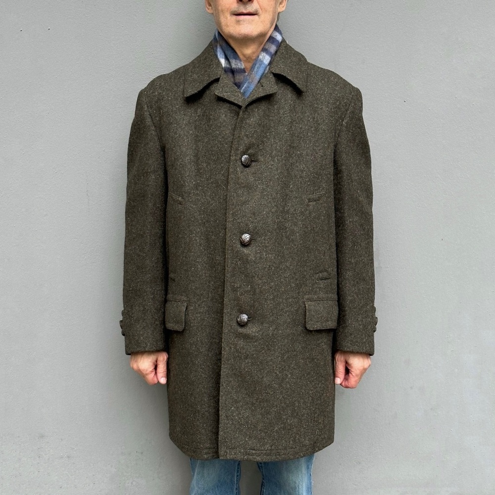 100% AUSTRIAN WOOL BROWN MEN’S COAT